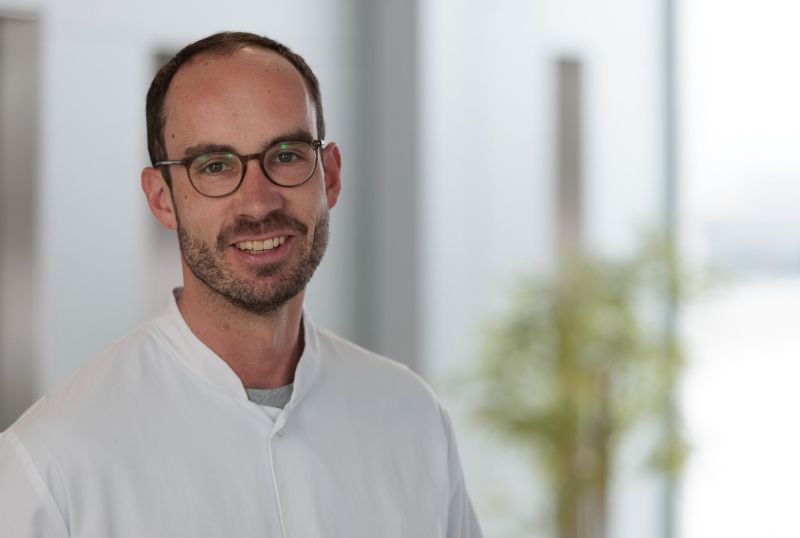 Dr. med. Josef Zucha Facharzt für Gefäßchirurgie Dr. med. Josef Zucha Facharzt für Gefäßchirurgie